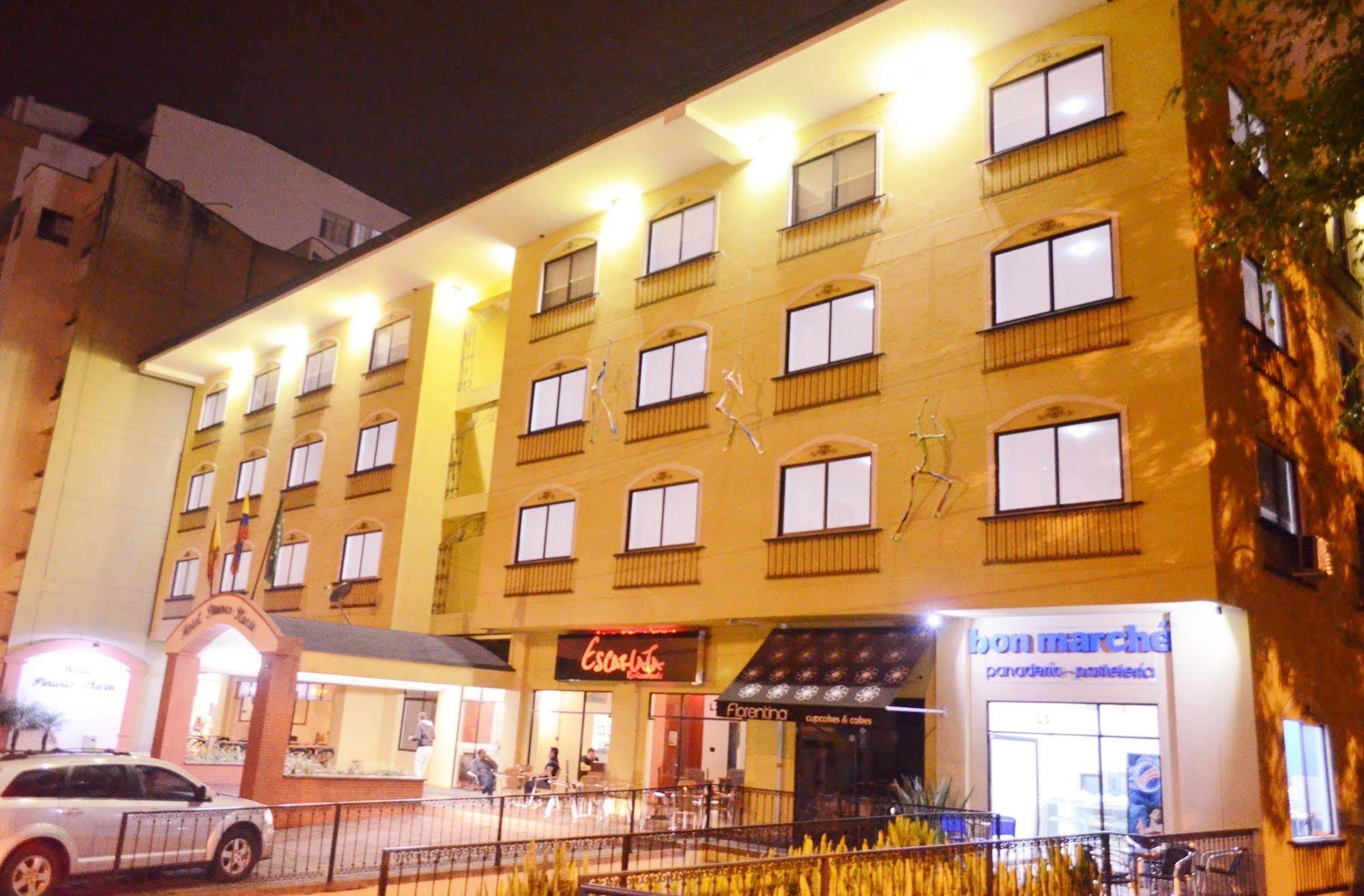 Hotel Pinares Plaza เปเรย์รา ภายนอก รูปภาพ